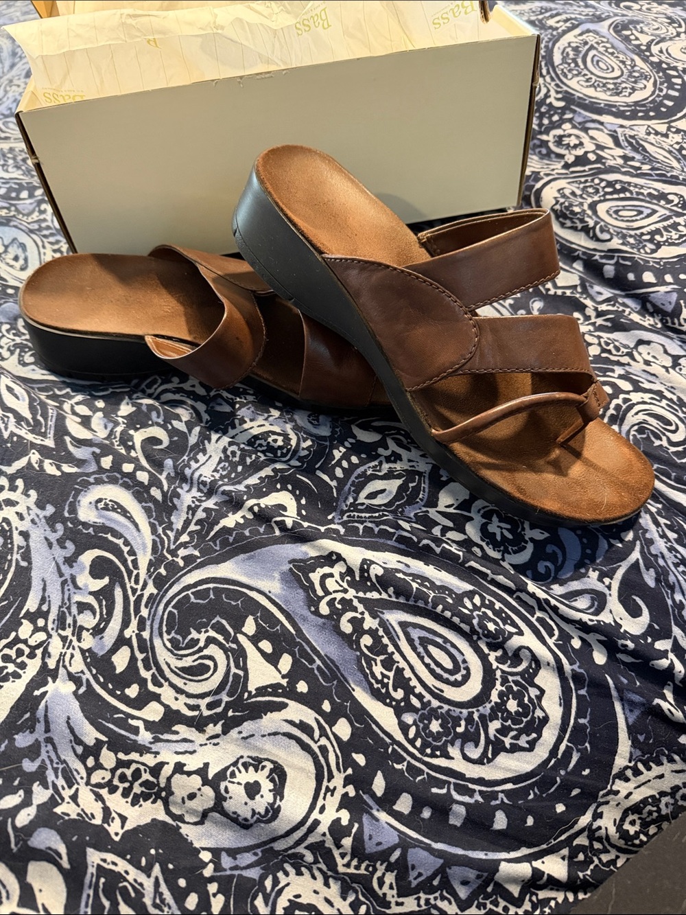 G.H. Bass & Co. Devon Brown Leather Crisscross Slide Sandals